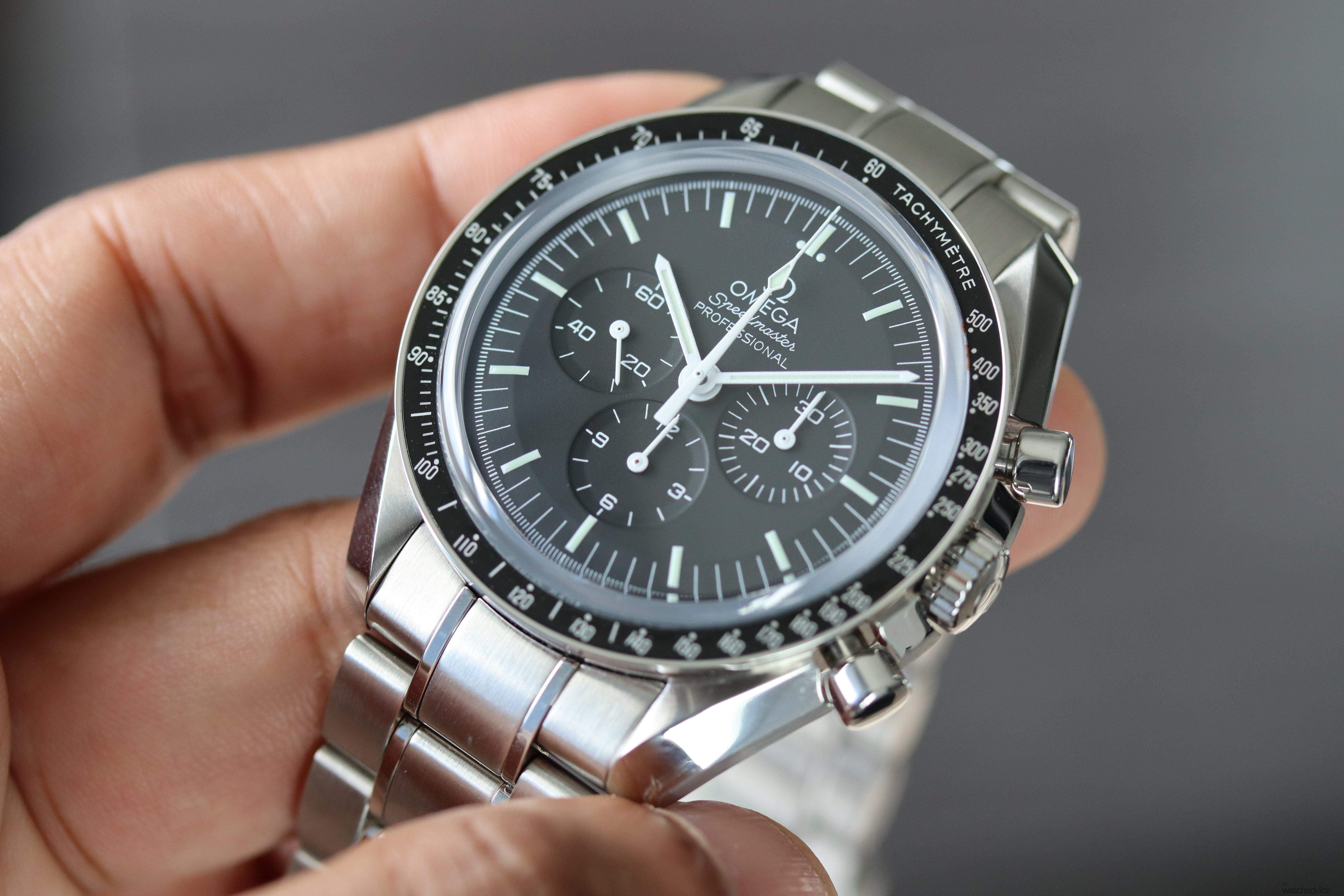 omega nasa moon watch