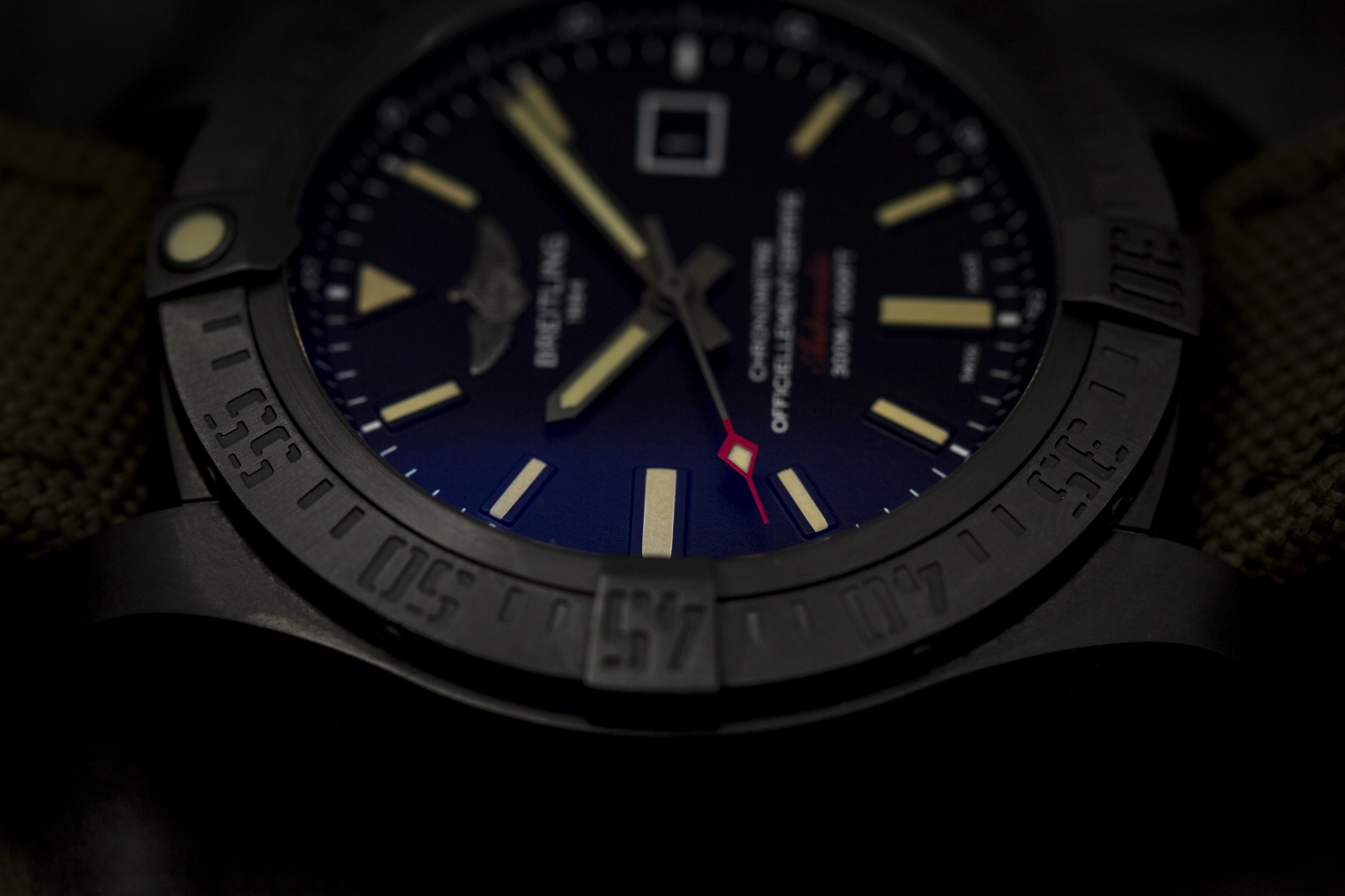 Breitling avenger blackbird 44 review hotsell