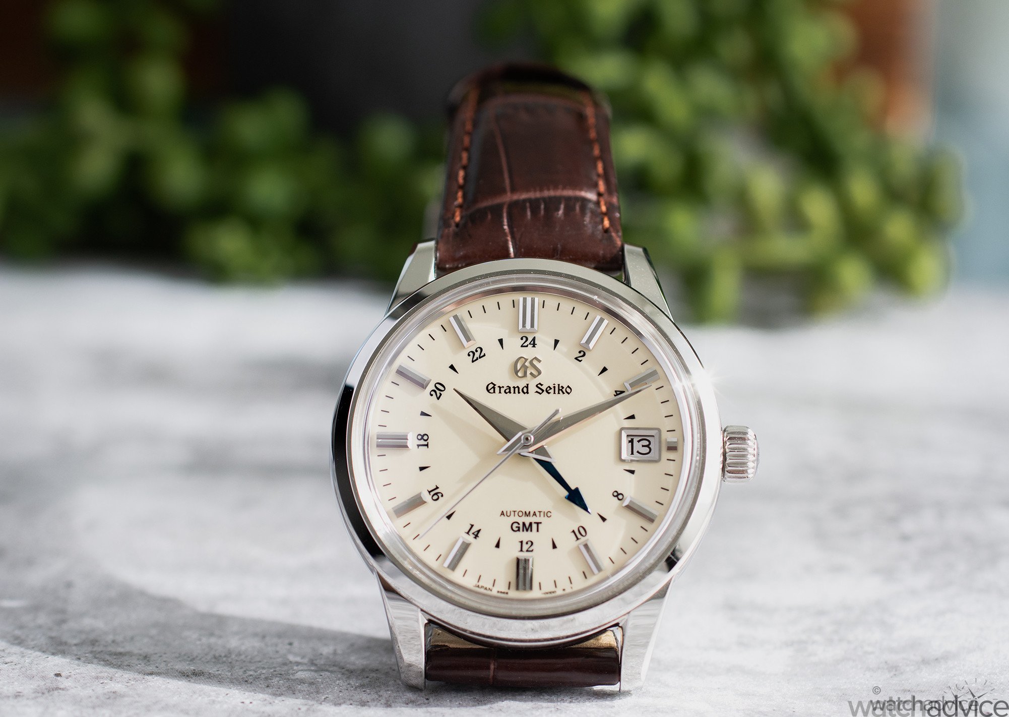 Grand Seiko SBGM221 review – Watch Advice