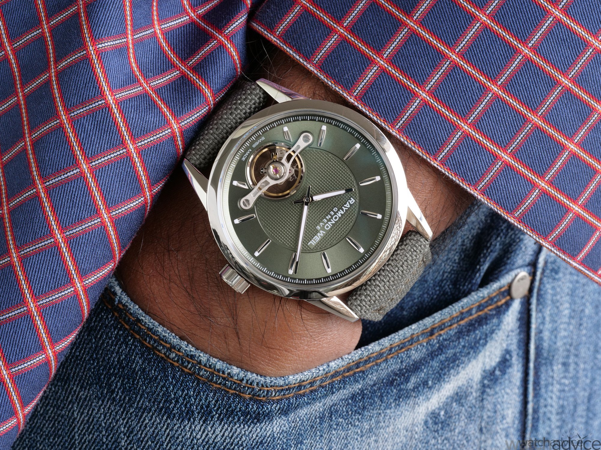 Raymond Weil Freelancer RW1212 Green Hands on Review Watch Advice