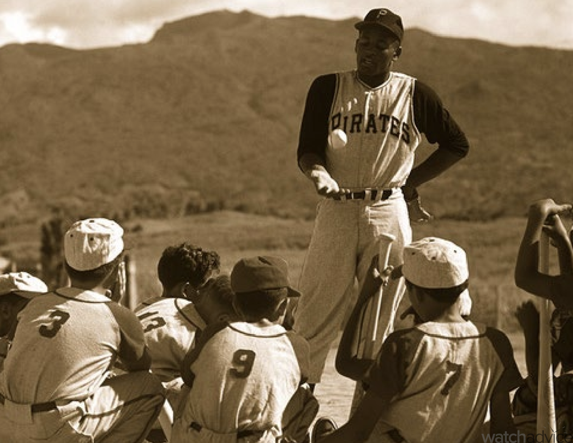 What Did Roberto Clemente Do For The Community