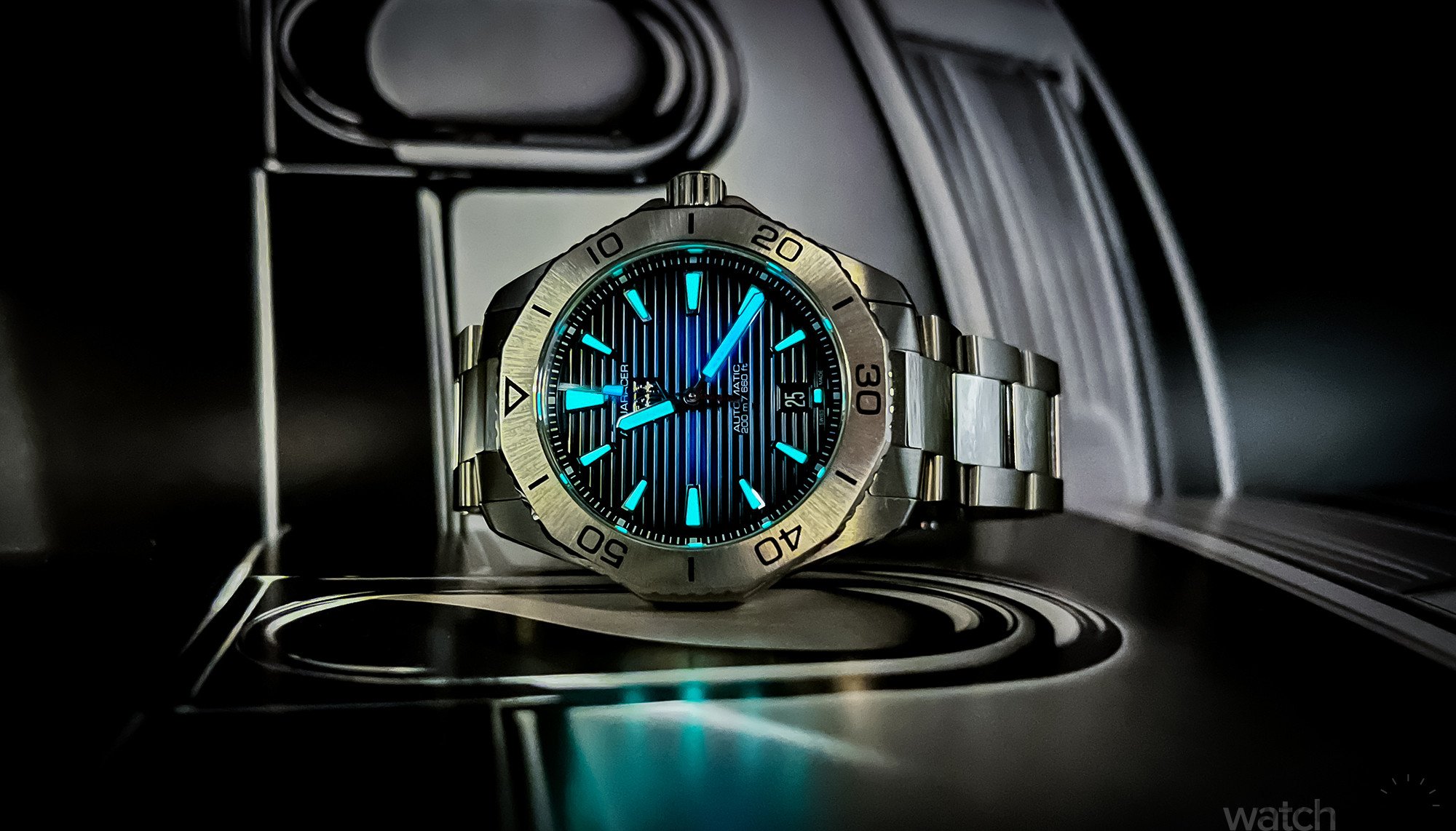 THE ULTIMATE COLLECTOR'S GUIDE: TAG HEUER AQUARACER