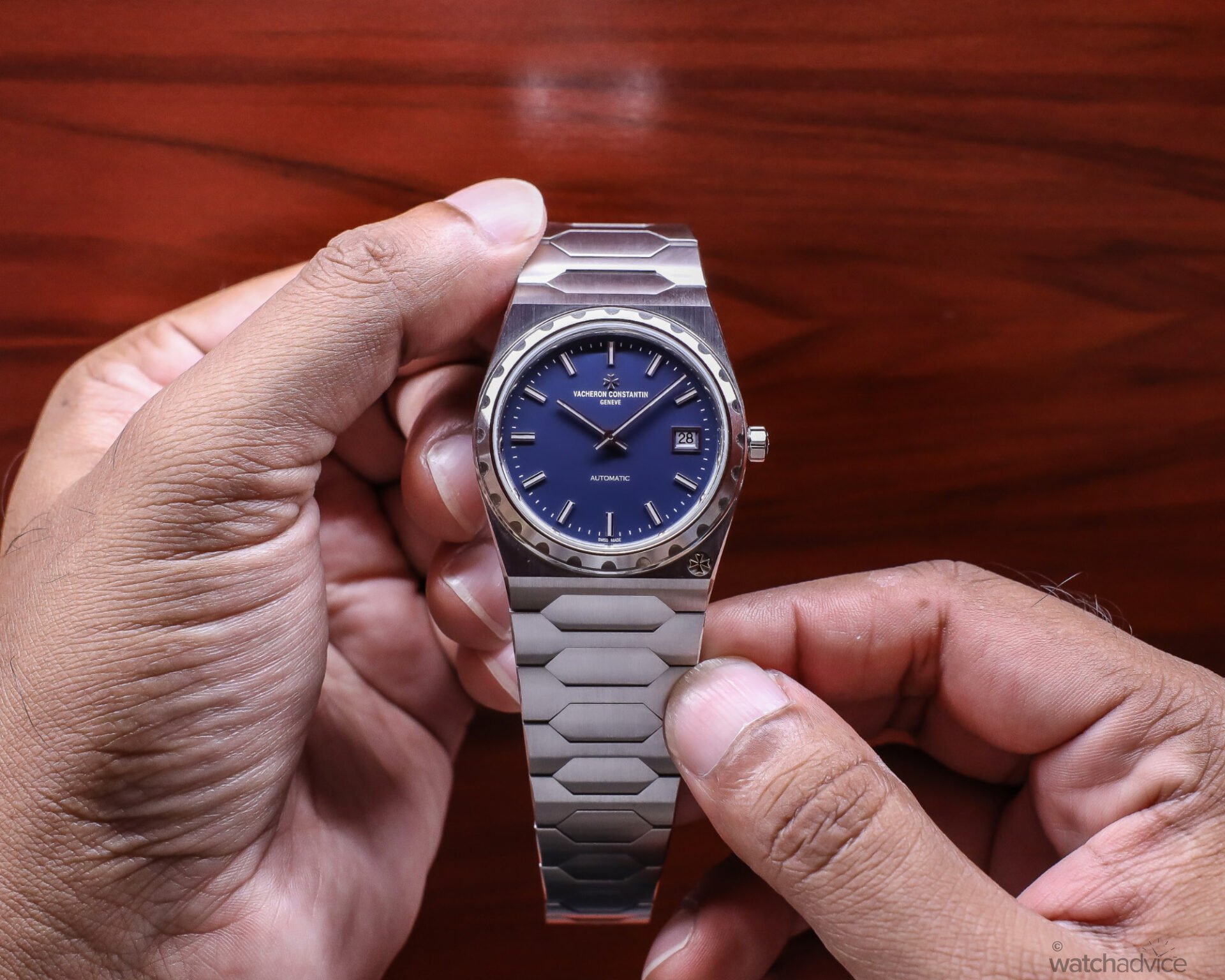 Watch Icons: A Deep Dive Into The Vacheron Constantin Overseas - Watch ...