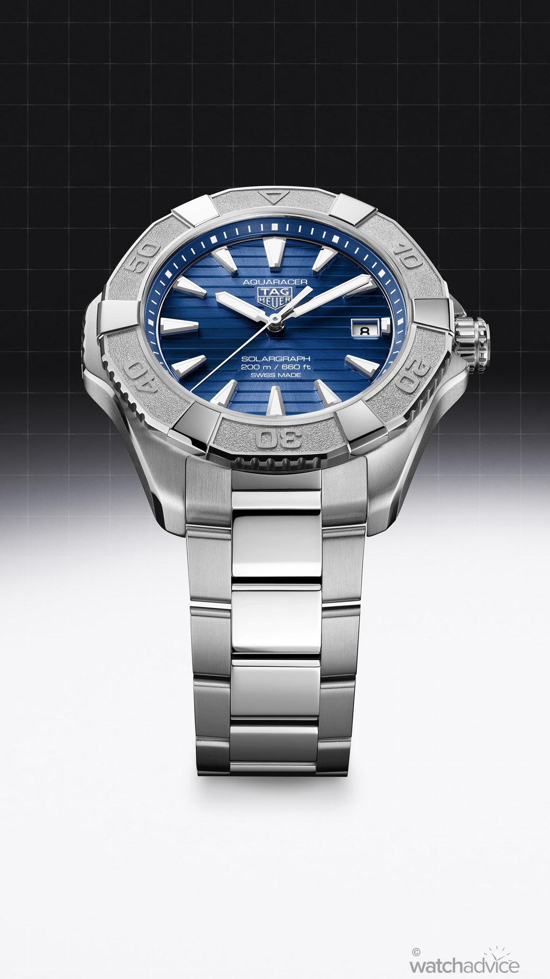 TAG Heuer Aquaracer Professional 200 Solargraph